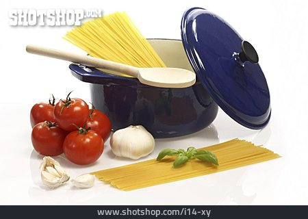 
                Spaghetti, Mediterrane Küche                   