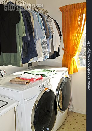 
                Haushaltsgerät, Wäscheraum, Wäschereinigung, Textilpflege                   
