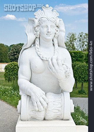 
                Skulptur, Engelhartstetten, Marchfeldschloss                   