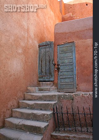 
                Wohnhaus, Steintreppe, Afrika, Marokko, Rabat                   