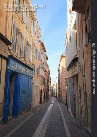 
                Gasse, Marseille                   
