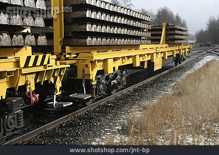 
                Güterbahnhof, Güterzug, Güterwaggon                   