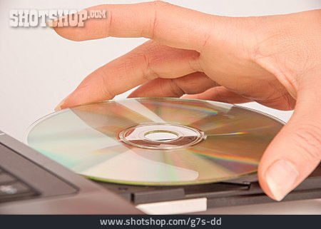 
                Cd, Dvd, Einlegen                   