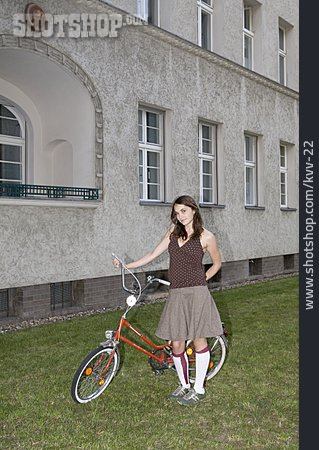 
                Junge Frau, Retro, Fahrrad                   