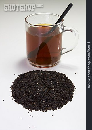 
                Tee, Schwarzer Tee, Teeglas                   