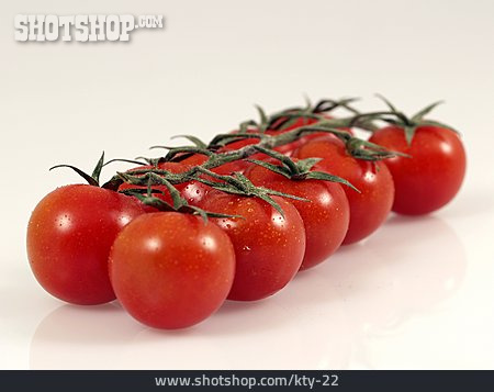 
                Tomate, Strauchtomate, Tomatenrispe                   