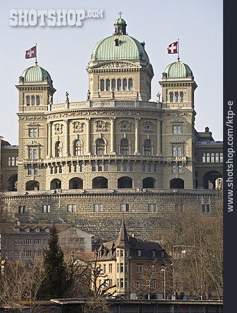 
                Parlamentsgebäude, Bern, Bundeshaus                   