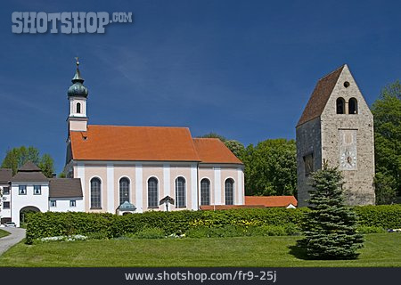 
                Wessobrunn, Pfarrkirche St. Johann Baptist                   