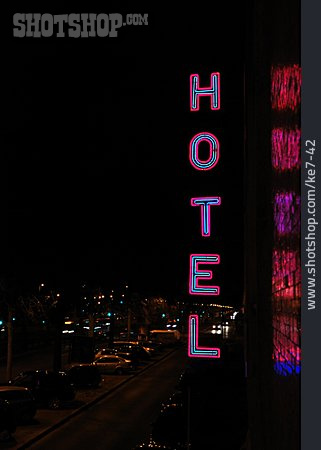 
                Hotel, Leuchtreklame, Unterkunft                   