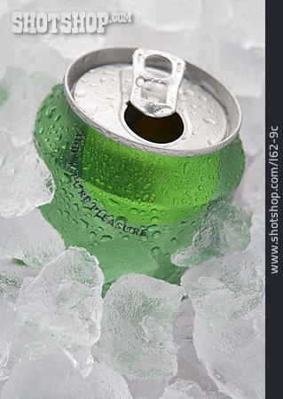
                Can, Ice Cubes, Soft Drink                   