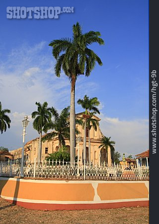 
                Kirche, Santísima, Trinidad                   
