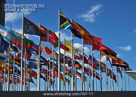 
                International, Nationalflagge                   
