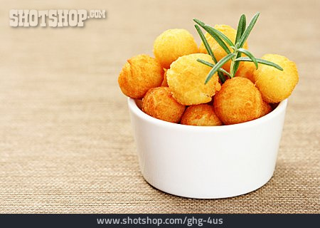 
                Kartoffelbällchen                   