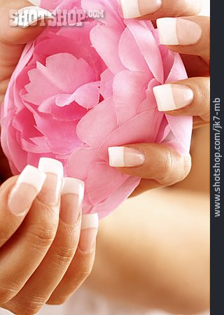 
                Beauty & Kosmetik, French Nails, Handpflege                   