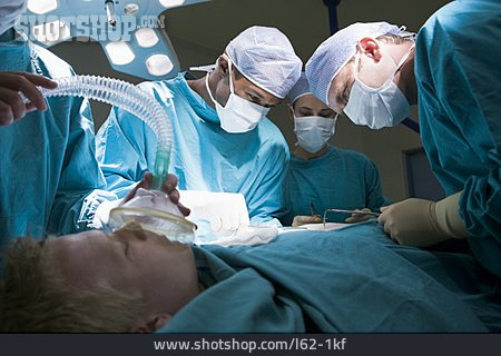 
                Krankenhaus, Patient, Chirurg, Operation, Operationssaal                   
