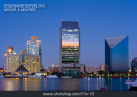 
                Wolkenkratzer, Bürogebäude, Dubai                   