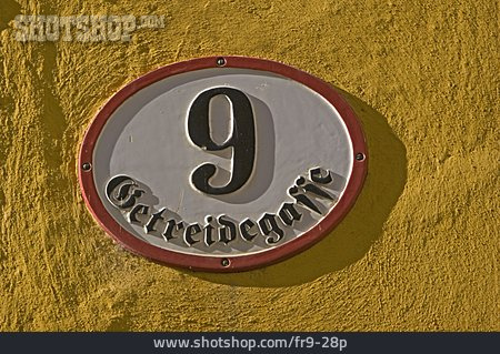 
                Hausnummer, Salzburg, Getreidegasse                   