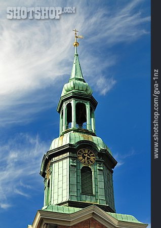 
                Kirchturm, Heilige Dreieinigkeitskirche                   
