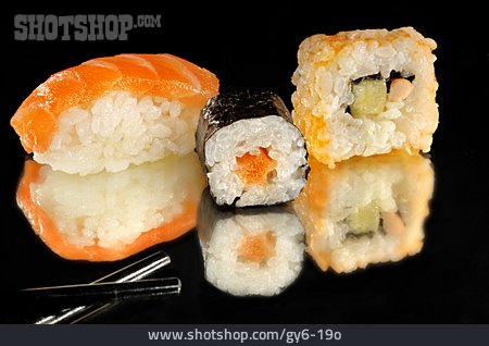 
                Sushi, Nigiri, Negi Toro Maki, Ura-maki                   