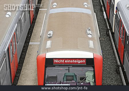 
                U-bahn, Betriebsgelände, Endhaltestelle                   