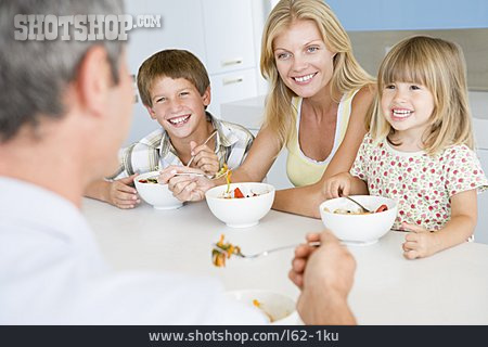 
                Essen & Trinken, Familie, Gemeinsam, Familienleben                   