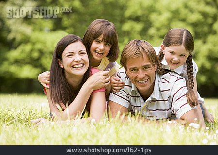 
                Spaß & Vergnügen, Familienportrait                   