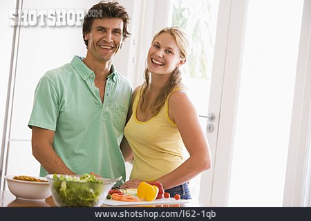 
                Paar, Häusliches Leben, Küche                   