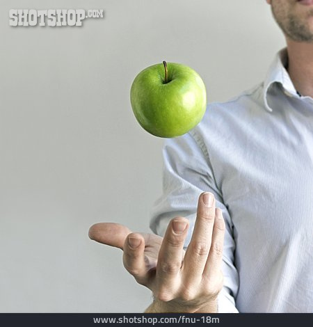 
                Gesunde Ernährung, Apfel, Jonglieren                   