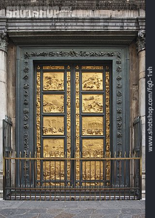 
                Portal, Santa Maria Del Fiore                   