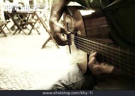 
                Musizieren, Gitarrist, Straßenmusiker                   