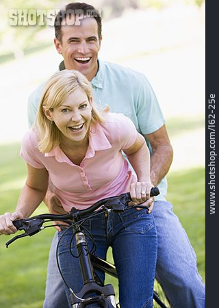 
                Paar, Radfahrer                   