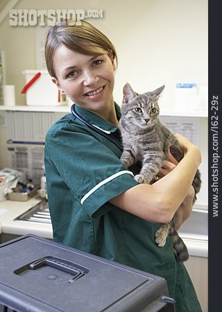 
                Tierarztbesuch, Tierarztpraxis                   