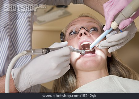 
                Junge Frau, Frau, Zahnarzt, Behandlung                   