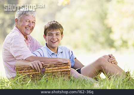 
                Enkel, Großvater, Picknick                   