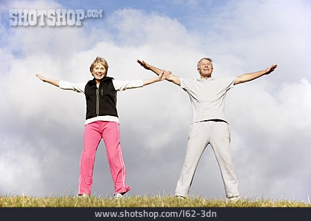 
                Sport & Fitness, Ehepaar, Stretching, Gymnastikübung                   
