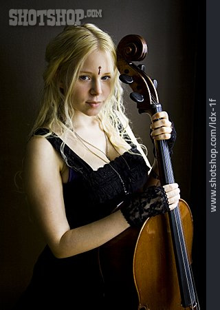 
                Cello, Musikerin, Cellistin                   