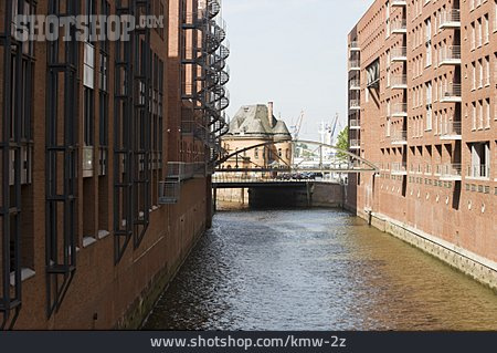 
                Hamburg, Speicherstadt, Niederbaumbrücke                   