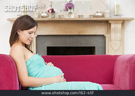 
                Häusliches Leben, Entspannung, Schwangere                   
