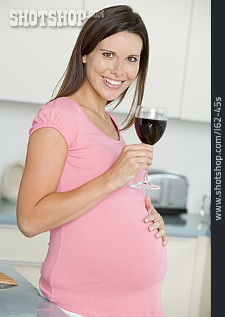 
                Alkohol, Rotwein, Ungesunde Ernährung, Schwangere                   