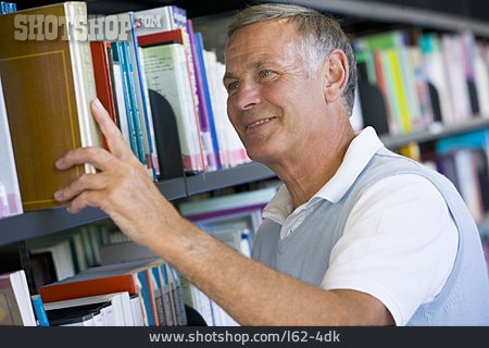 
                Mann, Buch, Bücherregal, Bibliothek                   
