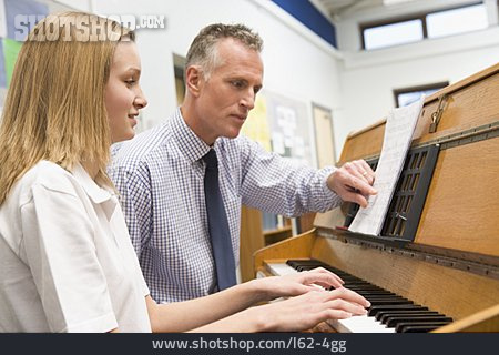
                Klavierunterricht, Musikunterricht                   