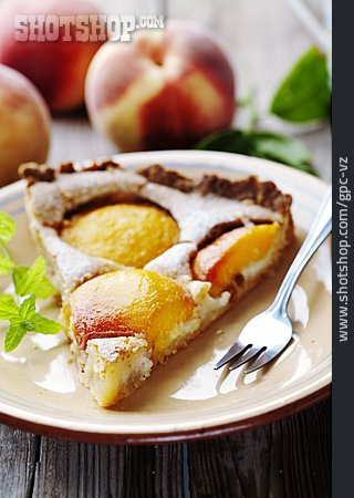 
                Kuchenstück, Pfirsichkuchen                   