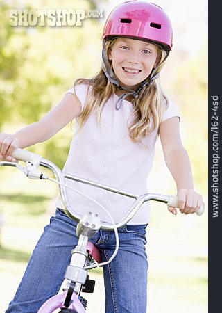 
                Mädchen, Fahrradhelm, Radfahrerin                   