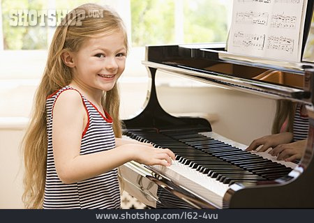 
                Mädchen, Spielen, üben, Klavier                   