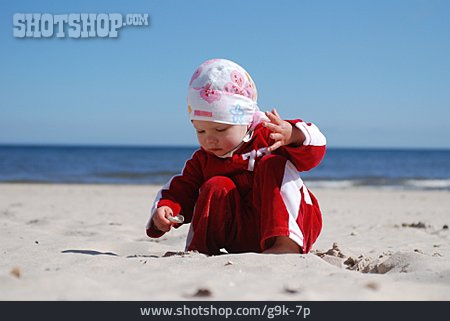
                Kleinkind, Spielen & Hobby, Sand, Strandurlaub                   