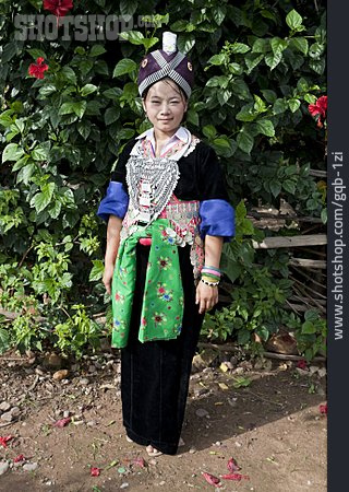 
                Hmong, Hmong-frau                   