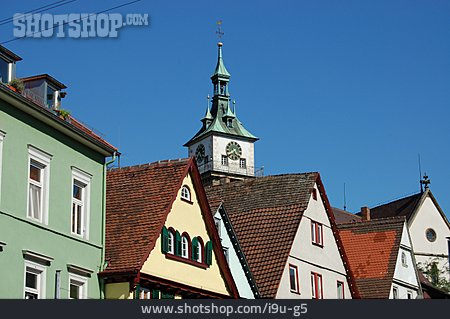 
                Kirchturm, Giebel, Hausfassade                   