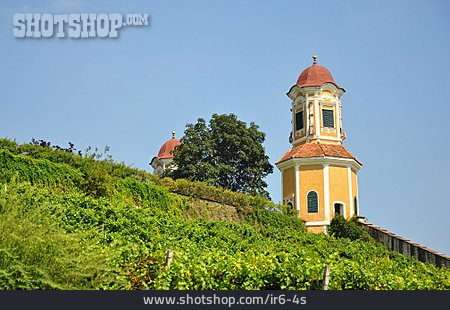 
                Kirchturm, Weinberg, Steiermark, Schloss Stainz                   