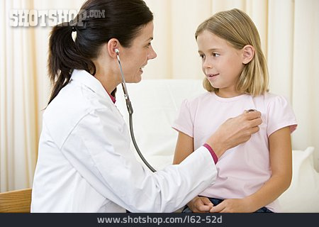 
                Mädchen, Untersuchung, Stethoskop, Kinderärztin                   