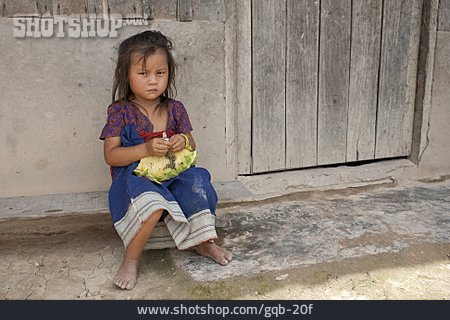 
                Mädchen, Laos                   